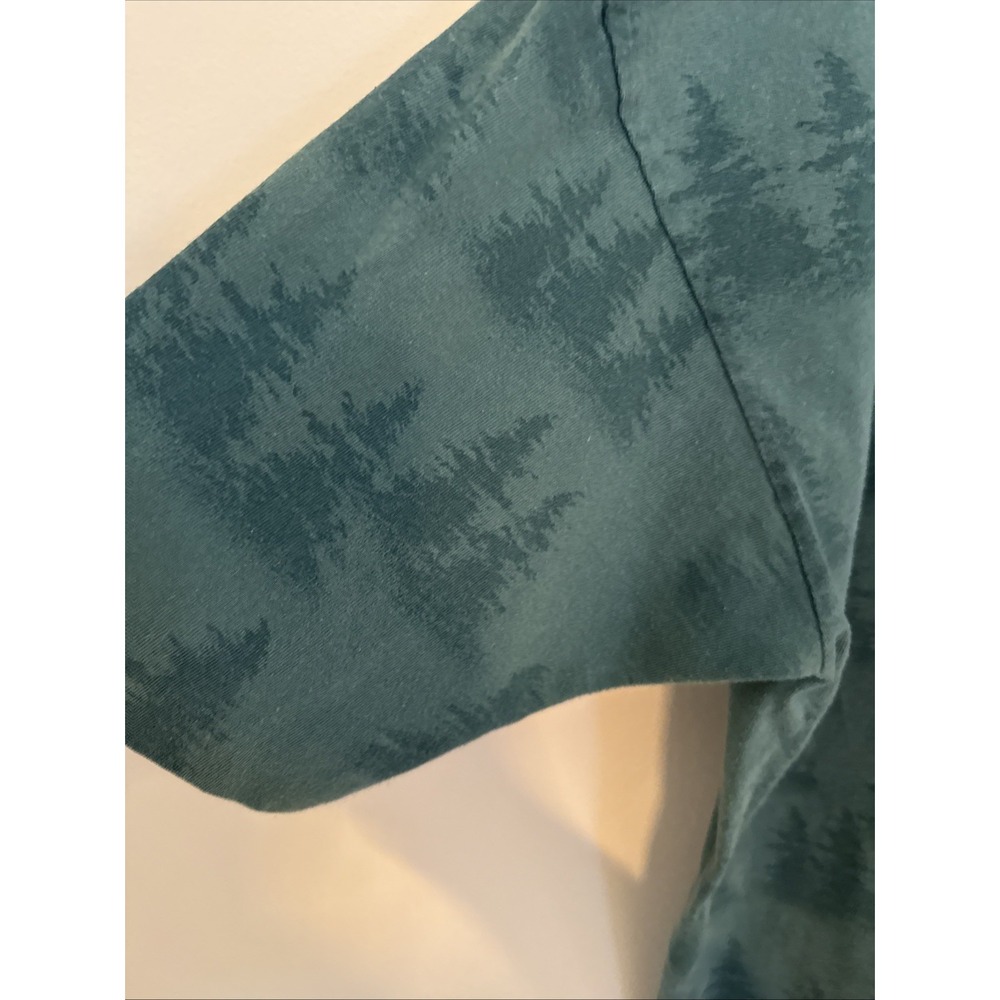 Prairie Mountain Mens Green T-Shirt Wolf Branson Size XL USA Tree Print S Stitch - Picture 3 of 7